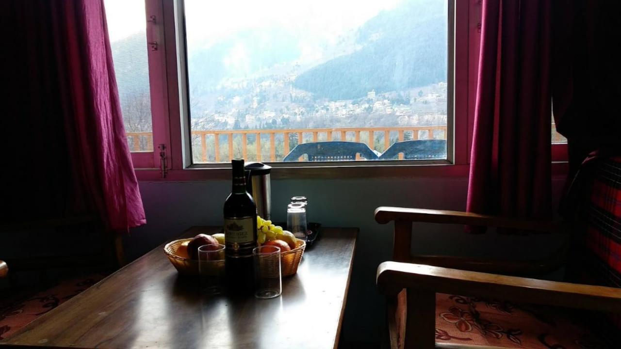 Dormico'S Hotel Snowbird Manāli Esterno foto